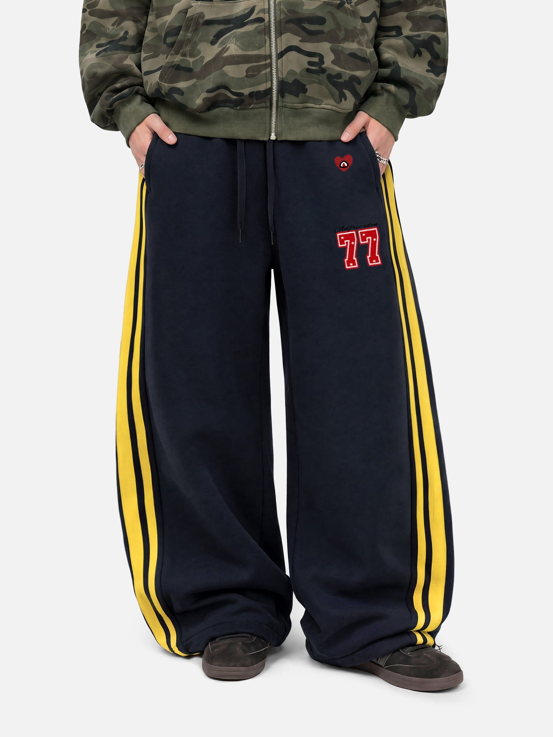 Aelfric Eden Stripe Baggy Barrel Sweatpants