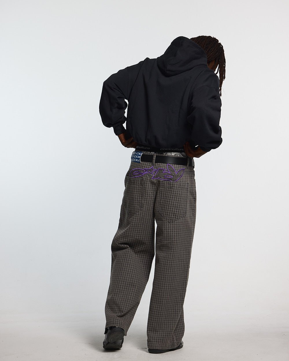 TEASE ME HOODIE BLACK